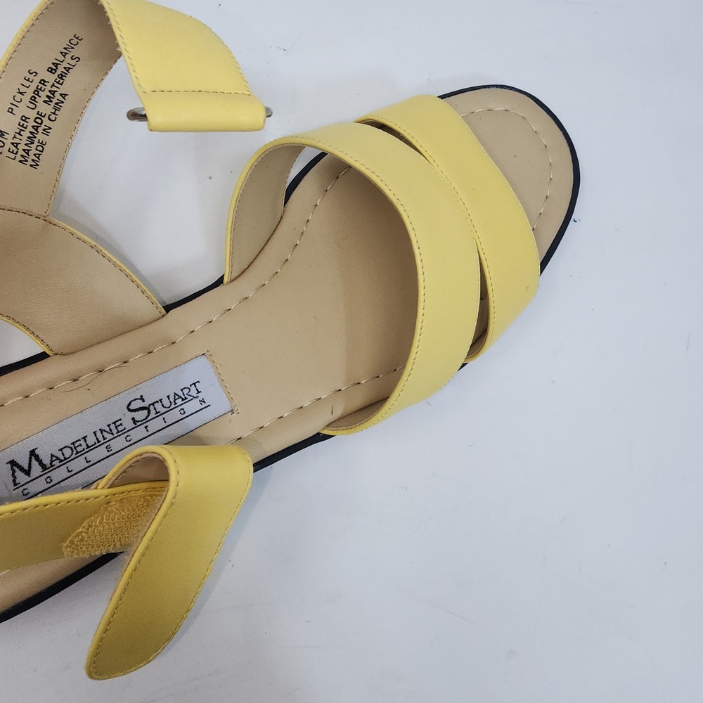 Madeline Stuart Pickles Sandals Womens 10M Yellow Leather Strappy Block Heel - Picture 10 of 11